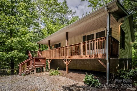 157 Pepperidge Lane