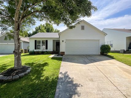 1009 Salmon River Drive