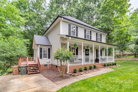 3722 Sandberry Drive sold home in Old Hickory, Waxhaw, NC