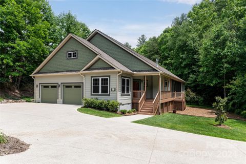 10 Double Eagle Drive sold home in Fairway View Estates, Weaverville, NC