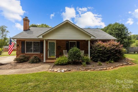 4713 Myers Road