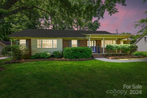 5428 Barnsdale Lane