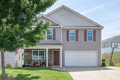 110 Mossy Pond Road sold home in Wildewood, Statesville, NC