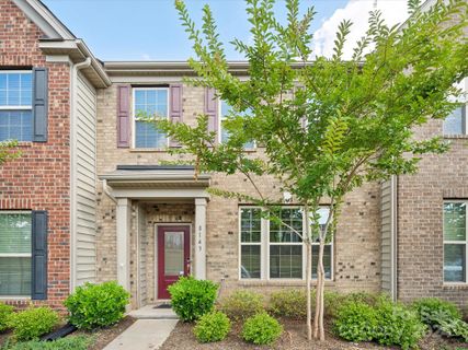 8143 English Clover Lane sold home in The Greens, Fort Mill, SC