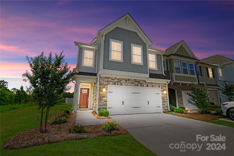 1405 Crest Creek Court