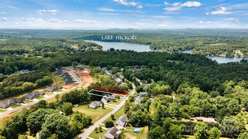 3324 48th Avenue Lane sold home in Carolina Springs, Hickory, NC