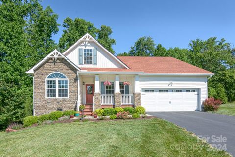 38 Asher Lane sold home in Waters Edge, Etowah, NC