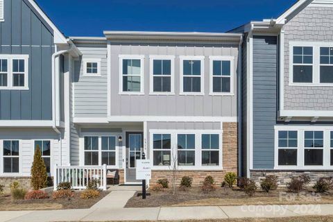 5919 Wetlands Alley sold home in Trellis At The Commons, Charlotte, NC