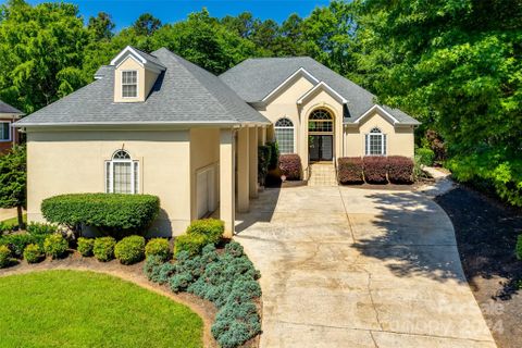 7125 Olde Sycamore Drive