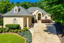 7125 Olde Sycamore Drive sold home in Mint Hill, SC