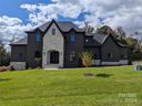 122 Hunts Landing Drive sold home in Mooresville, SC