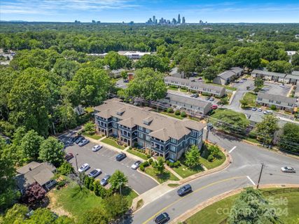 935 Mcalway Road 202 sold home in Cotswold Springs, Charlotte, NC
