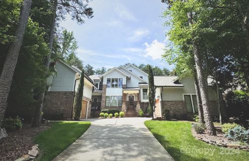 983 Wessington Manor Lane