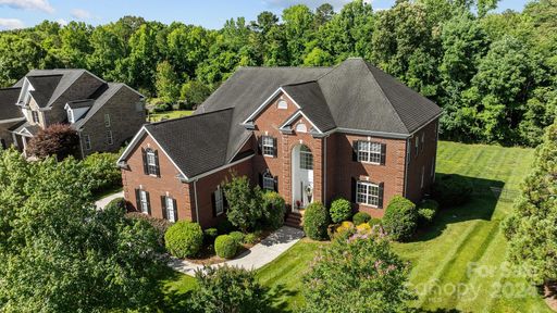 414 Castlestone Lane sold home in Blackstone, Matthews, NC