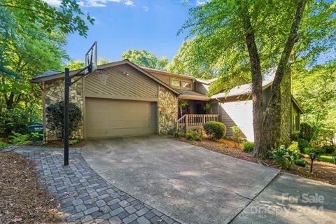 9558 Hunting Court sold home in Coachman Ridge, Matthews, NC
