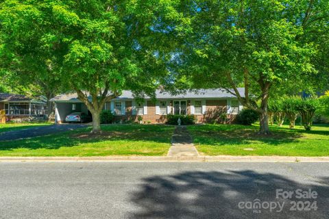 1304 Georgia Avenue sold home in Stewart Park, Monroe, NC