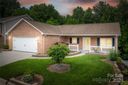 1281 Wexford Village Circle sold home in Lenoir, SC