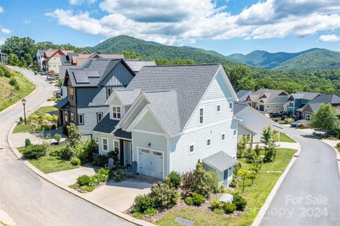 52 Tudor Way sold home in Tudor Croft, Black Mountain, NC
