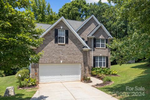 846 Lynnwood Farms Drive sold home in Lynnwood Farms, Fort Mill, SC