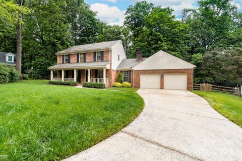9605 Enid Lane
