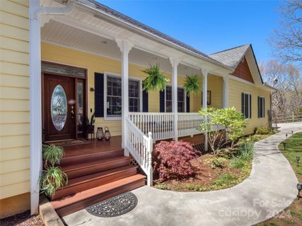 35 Cedar Drive sold home in High Vista Country C, Mills River, NC