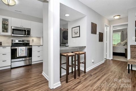 1052 Churchill Downs Court G sold home in Churchill Downs, Charlotte, NC