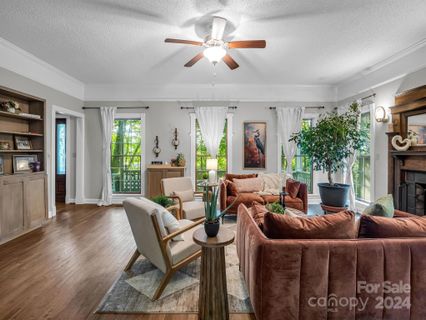 1053 Old Town Way sold home in Woodhaven, Hendersonville, NC