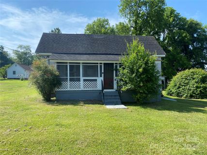 164 Grove Street sold home in Erwin Mills, Mocksville, NC