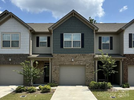 9452 Avery Lilac Lane sold home in The Greens, Indian Land, SC