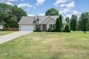 1118 Kingsway Drive sold home in Salisbury, SC