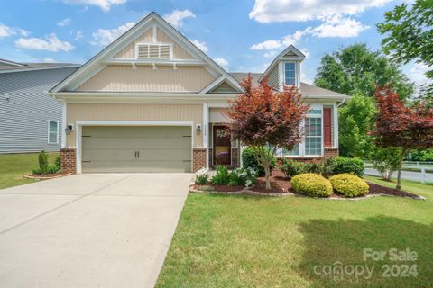 3406 Streamside Drive