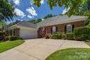 8210 Denholme Drive sold home in Waxhaw, SC