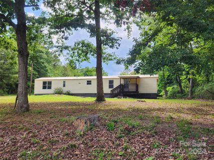 2767 Burnt Leaf Lane sold home in Spring Run, Newton, NC