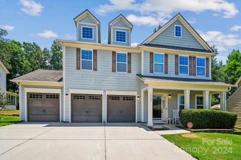 12426 Pine Terrace Court sold home in Pine Knoll, Charlotte, NC