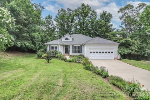111 Misty Pond Court