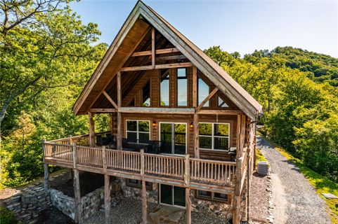 2671 Alarka Highlands Drive 9 sold home in Alarka Highlands, Bryson City, NC
