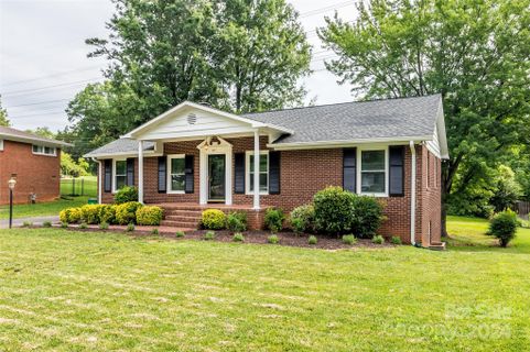 621 Cooper Drive