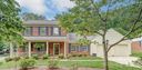 9801 Mcclendon Court sold home in Matthews, SC