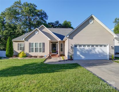 4044 Hereford Lane