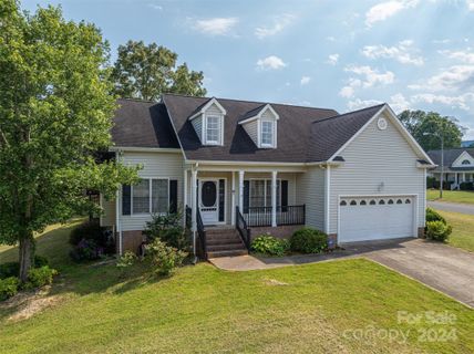 1202 Laurel Woods Drive sold home in Crowders Woods, Gastonia, NC