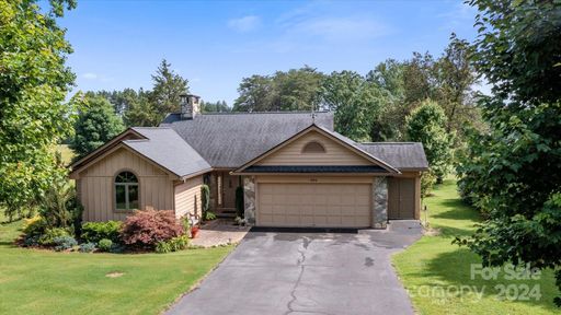 990 Club Road
