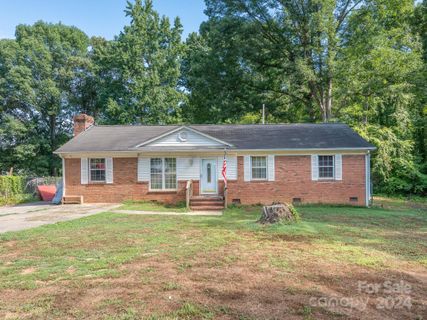 124 Shady Bluff Drive sold home in Tablerock, Gastonia, NC