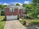 5517 Hammermill Drive sold home in Harrisburg, SC