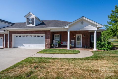 226 Crystal Springs Lane sold home in Crystal Springs Estates, Shelby, NC