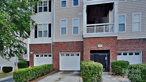 6764 Mallard Park Drive