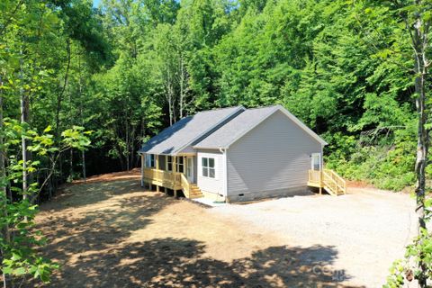 35 Fallen Oak Drive sold home in Wildcat Cove, Sylva, NC
