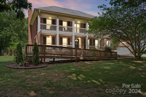 6324 Boykin Spaniel Road