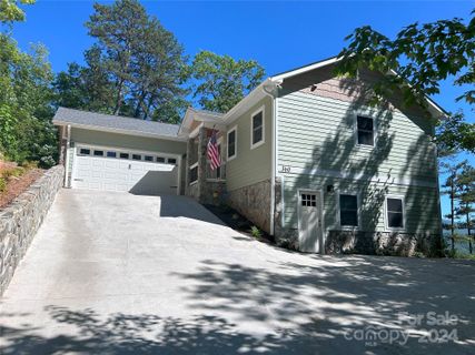 360 Hollywalk Trail sold home in Hollywalk, Sylva, NC