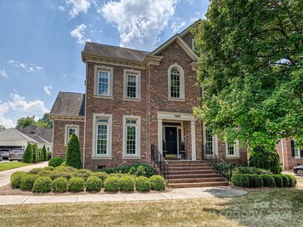 7610 Treyford Lane
