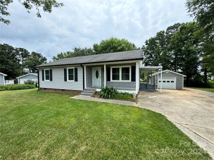 3501 Wonderland Drive sold home in Enchanted Forest, Matthews, NC